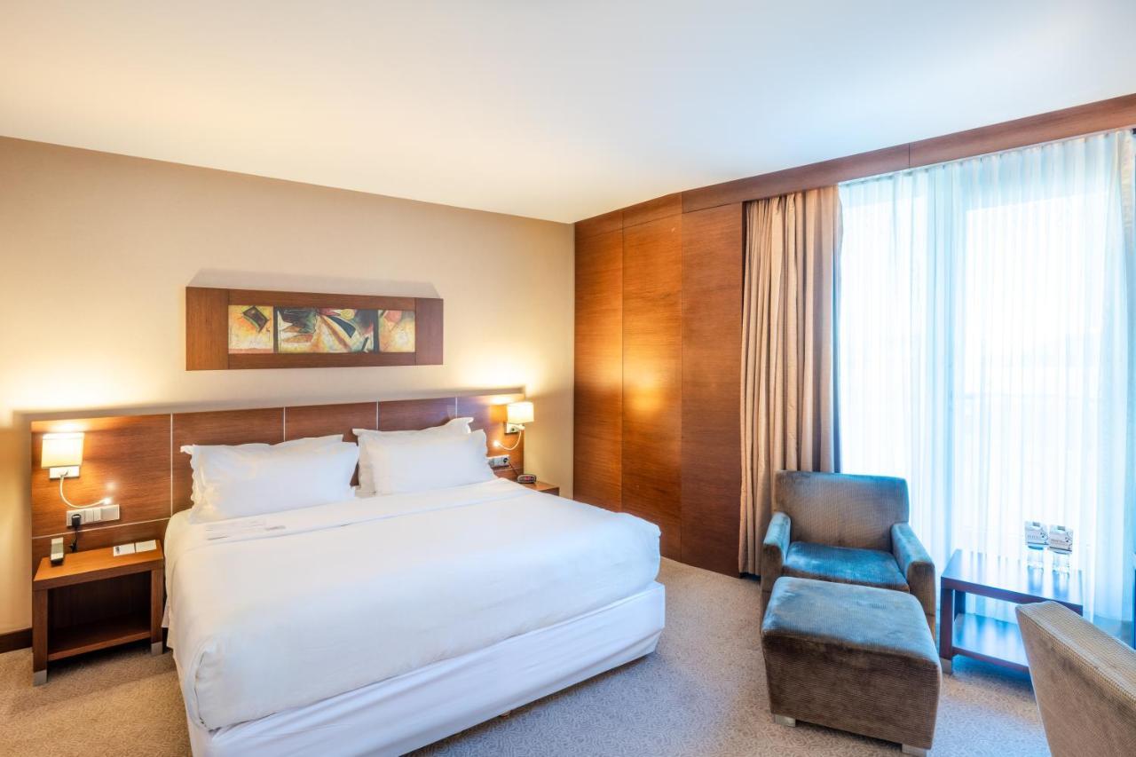 Classic King Room,1662987236:JPEG